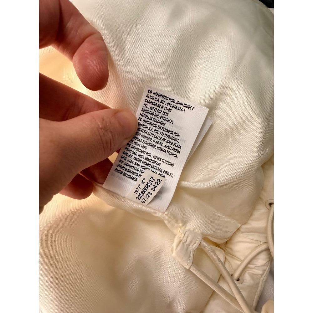 American Eagle XL Cream Quilted Puffer Vest Faux Fur Hood Full Zip Women's - Picture 10 of 12